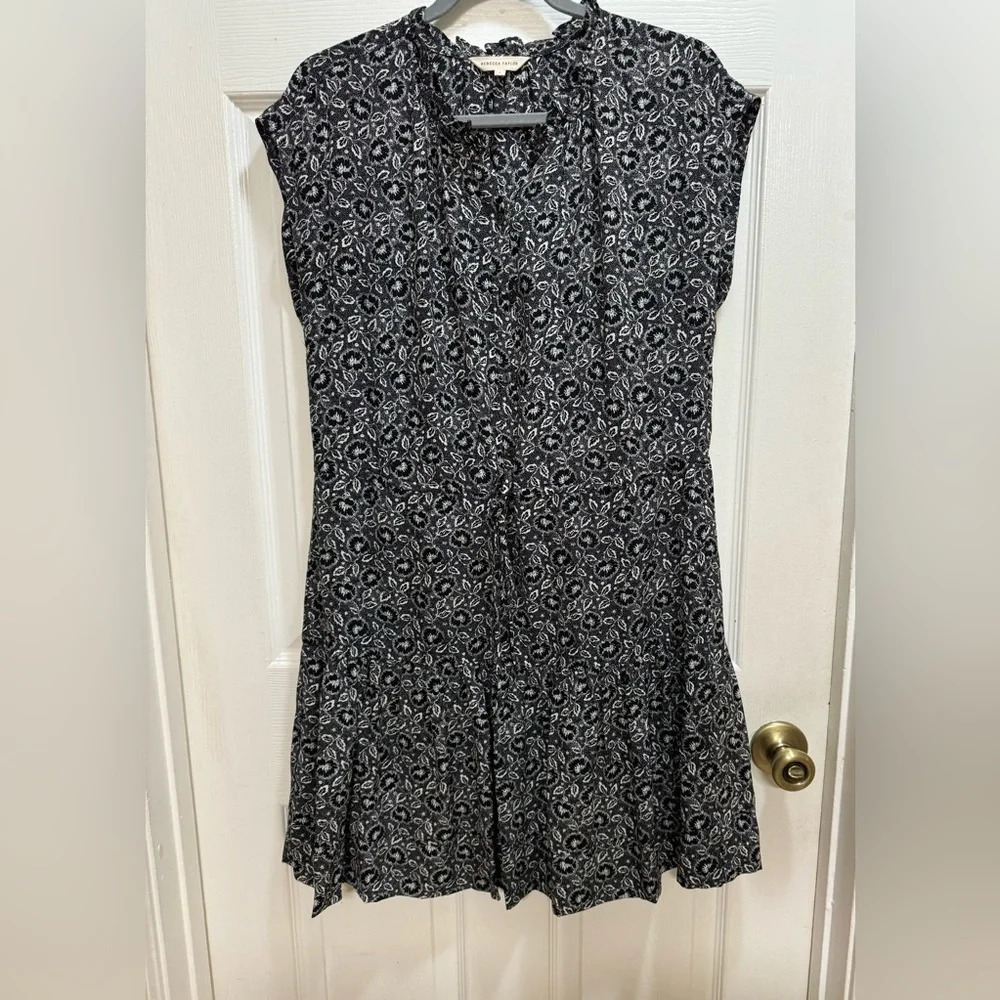 Rebecca Taylor Black White Floral Silk Cap Sleeve Short Dress Tie Waist Size 6